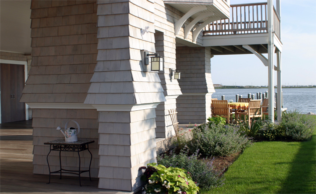 columns west side.jpg